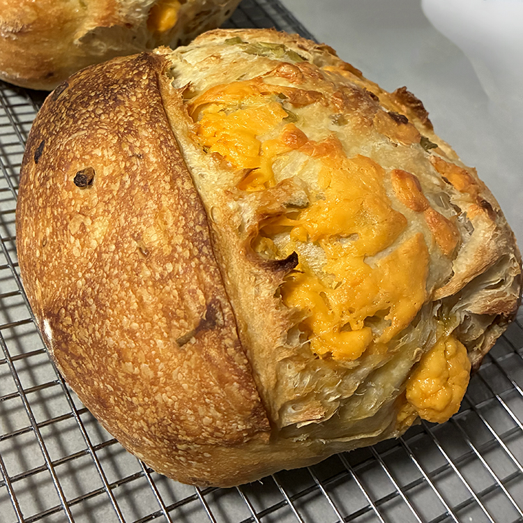 Green chili cheddar sourdough
