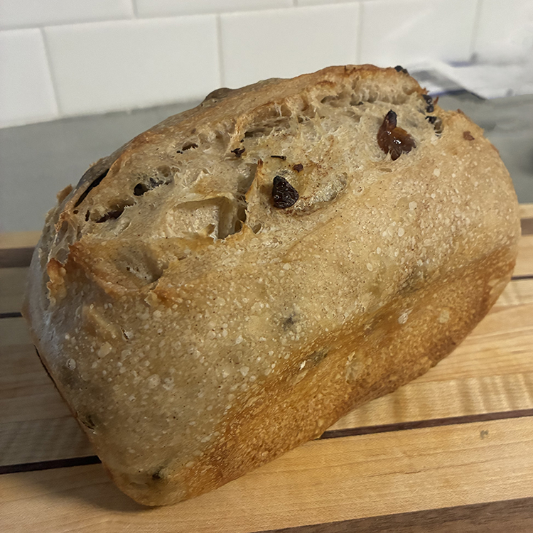 Cinnamon raisin sourdough