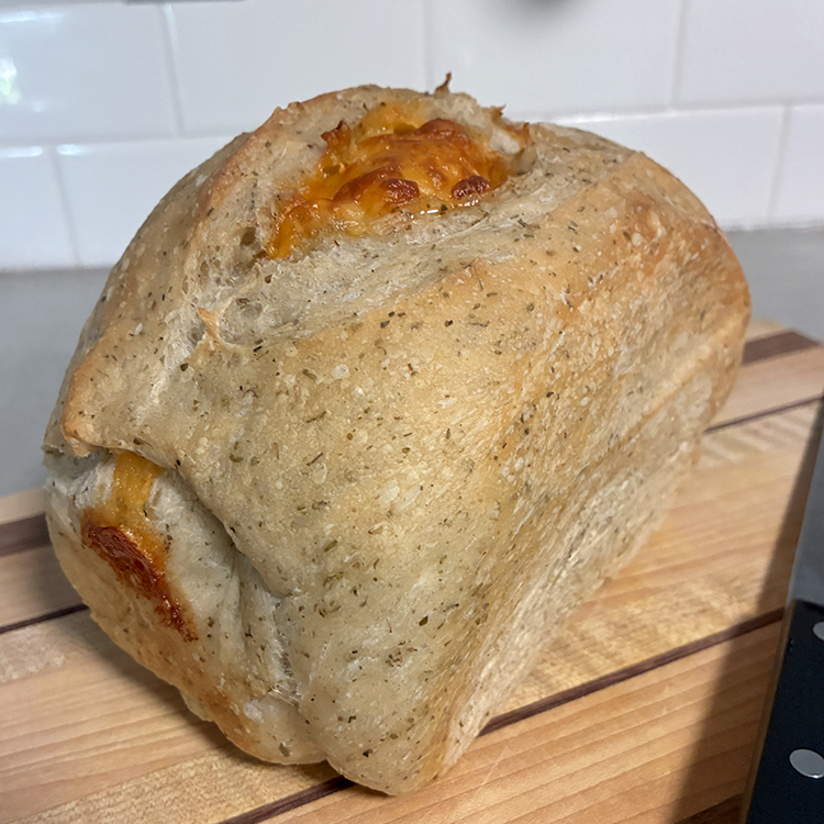 Cheddar & herb sandwich loaf